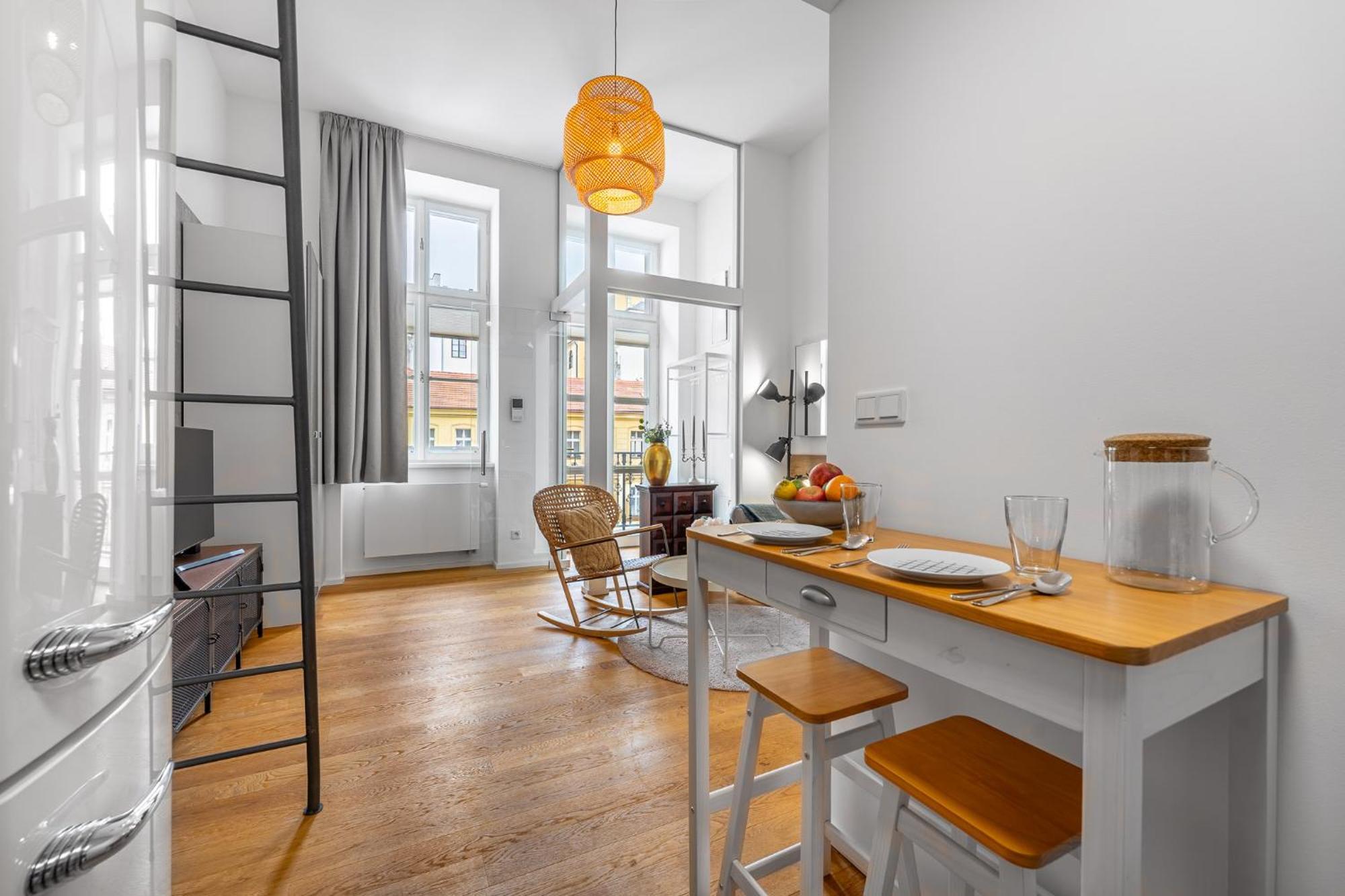 Elegant Apartments Located In The Centre Of Praga Zewnętrze zdjęcie