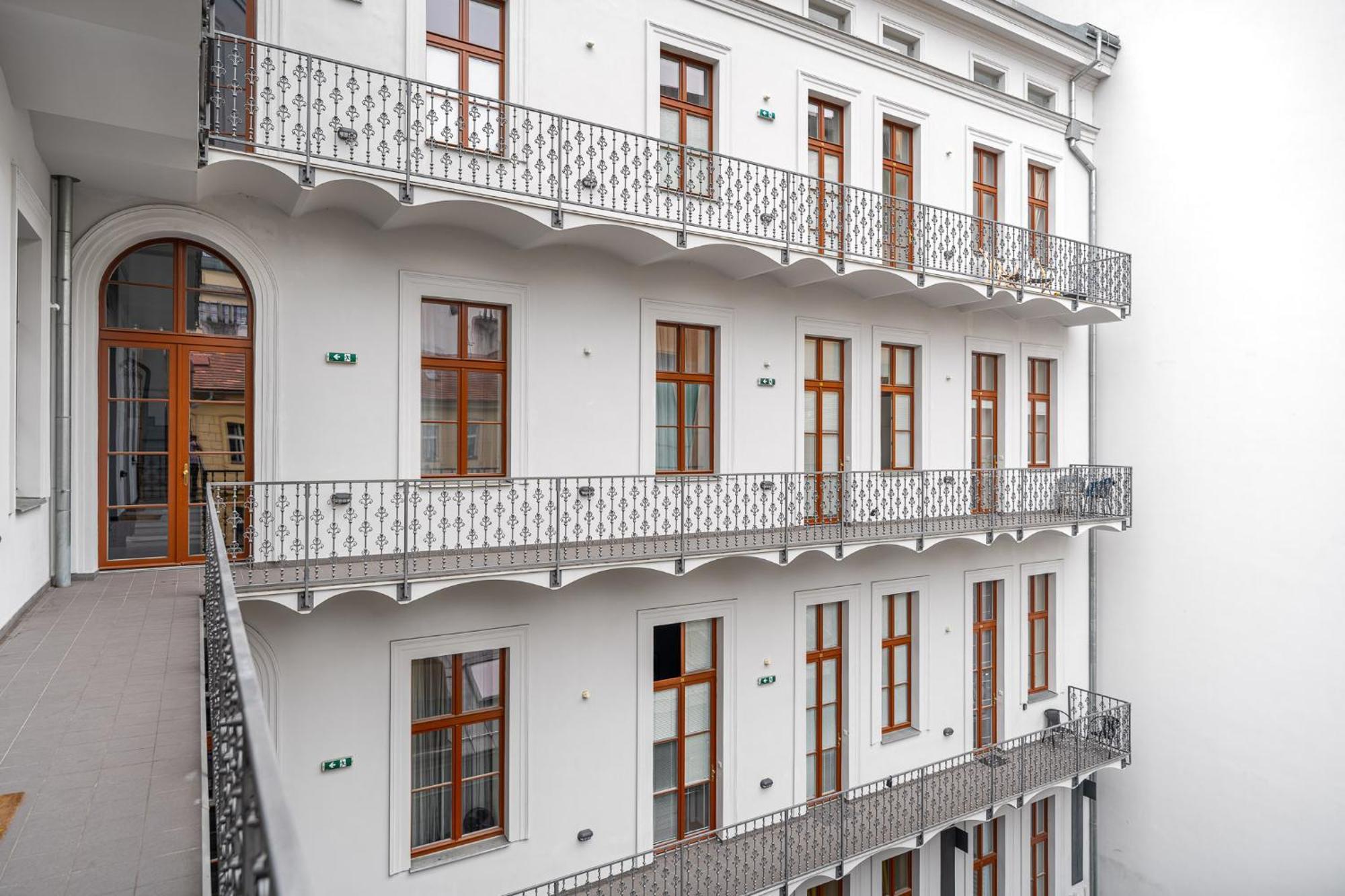 Elegant Apartments Located In The Centre Of Praga Zewnętrze zdjęcie